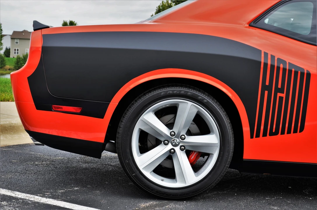 2008 Dodge Challenger SRT8 & 392 3rd Gen - Image 22 of 31
