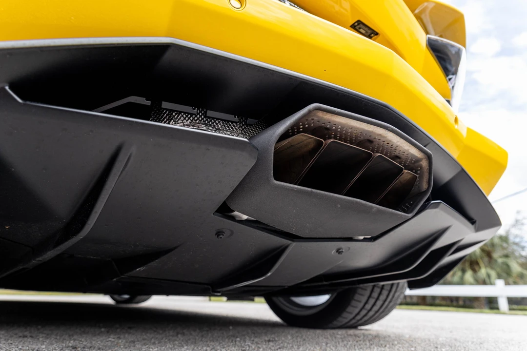 2017 Lamborghini Aventador LP700-4 - Image 19 of 31