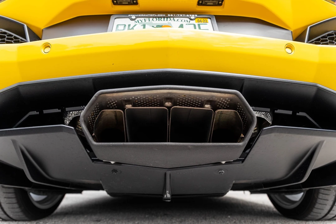2017 Lamborghini Aventador LP700-4 - Image 20 of 31