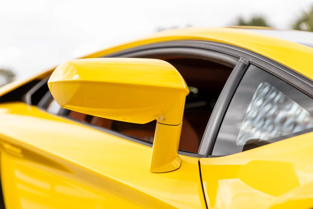2017 Lamborghini Aventador LP700-4 - Image 27 of 31