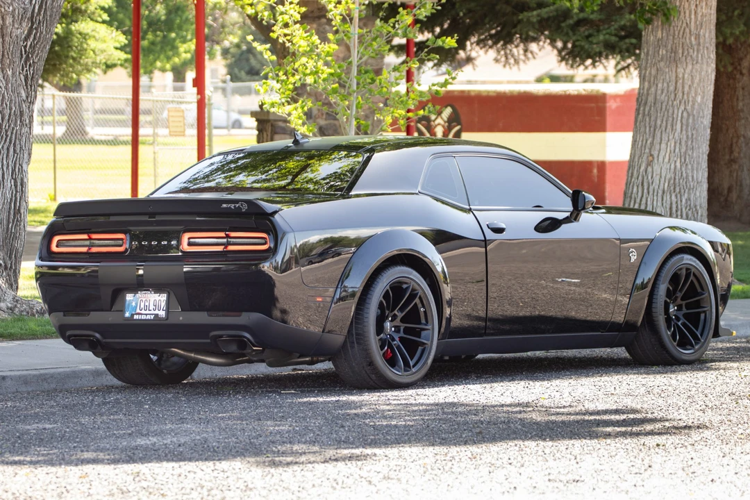 2023 Dodge Challenger SRT Hellcat 3rd Gen - Image 8 of 31