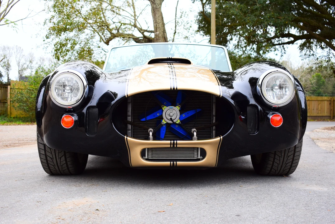 Shelby Cobra Replica - Image 3 of 31