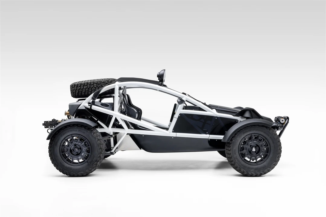 2018 Ariel - Image 19 of 31