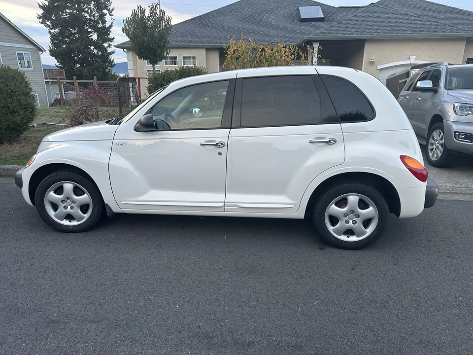 2001 Chrysler PT Cruiser - Image 3 of 31