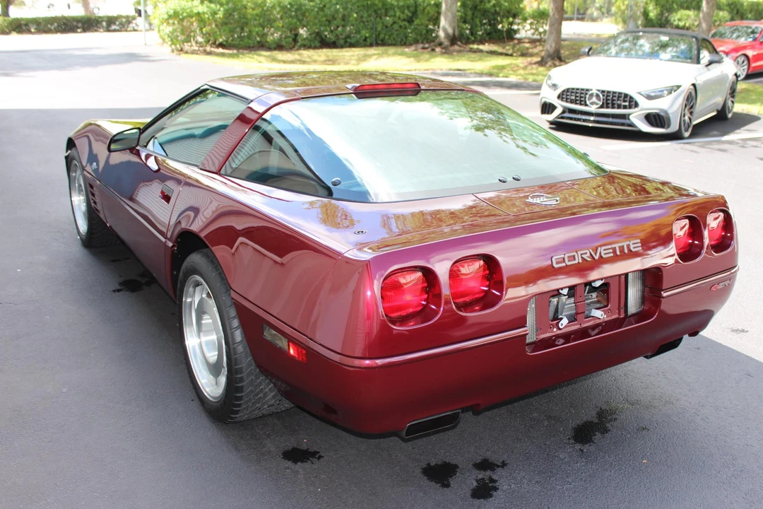 1993 Chevrolet Corvette C4 ZR1 - Image 11 of 31
