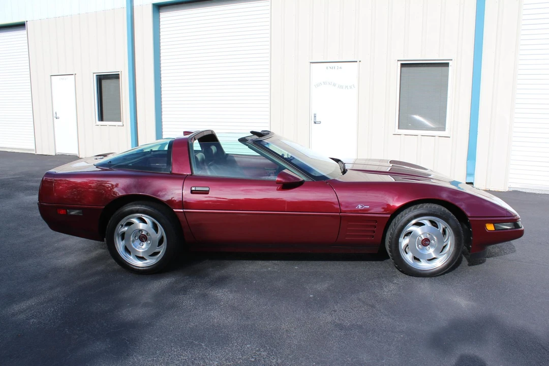 1993 Chevrolet Corvette C4 ZR1 - Image 19 of 31