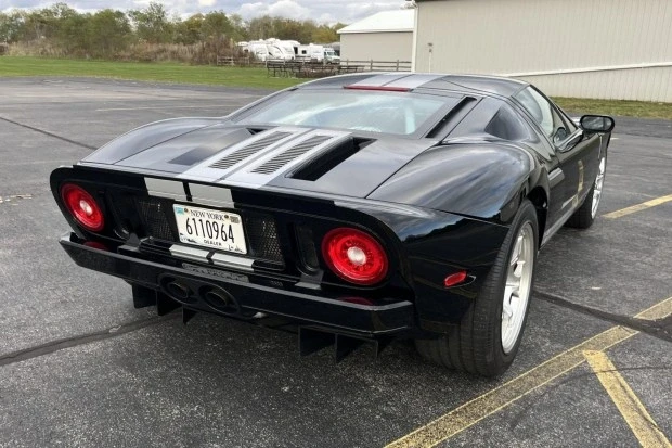 2005 Ford GT 1st Gen - Image 2 of 8