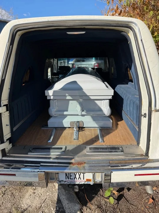 1991 Cadillac Fleetwood - Image 6 of 10