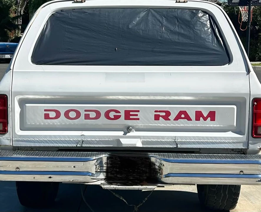 1991 Dodge Ramcharger - Image 4 of 6
