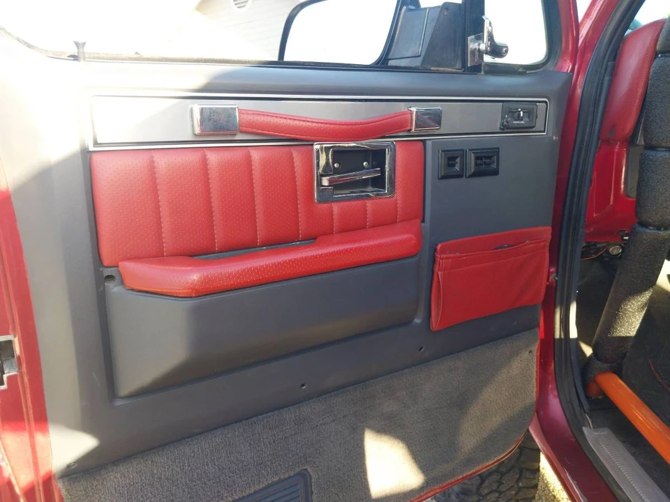 1991 GMC Jimmy 2nd Gen - Image 6 of 18