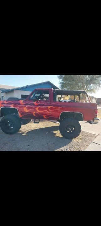 1991 GMC Jimmy 2nd Gen - Image 2 of 18