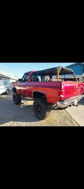 1991 GMC Jimmy 2nd Gen - Image 2 of 12