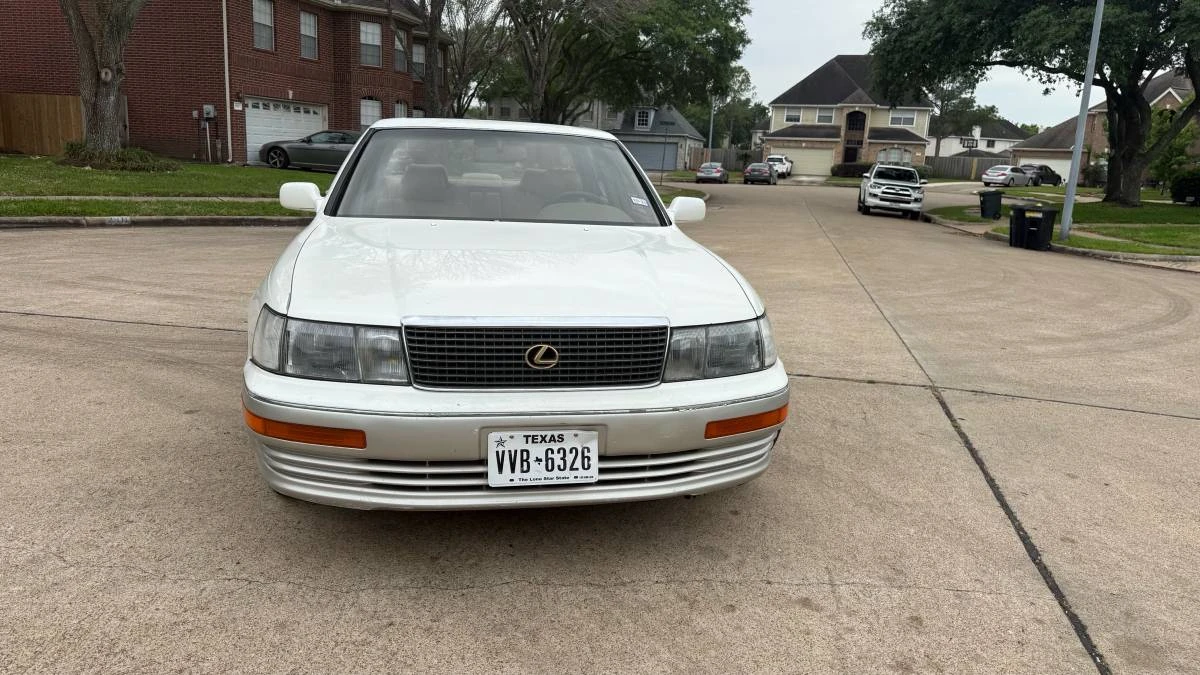 1991 Lexus LS 1st Gen - Image 11 of 12