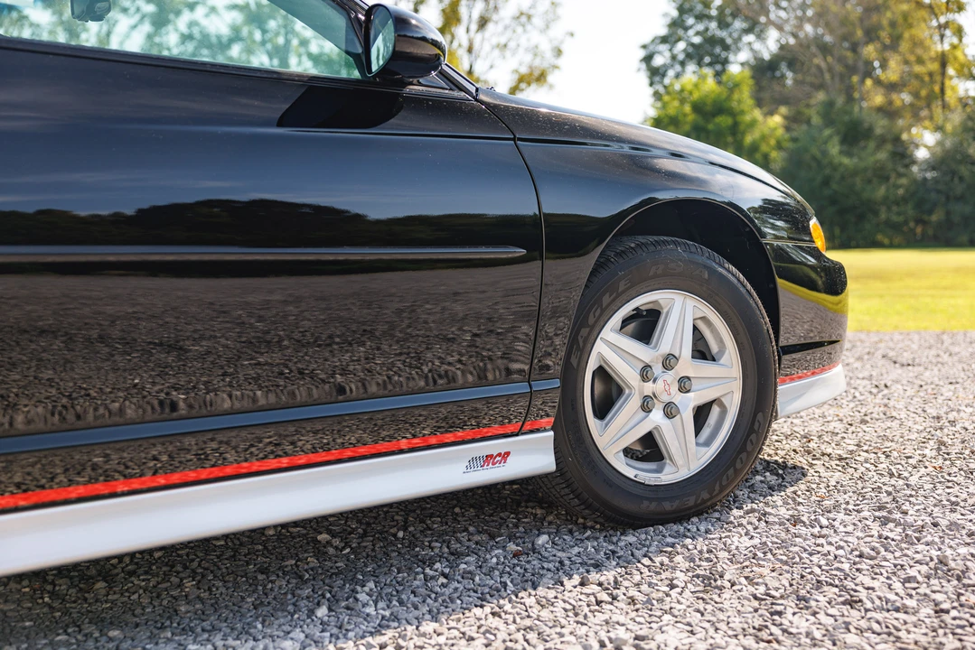 2002 Chevrolet Monte Carlo 6th Gen - Image 26 of 31