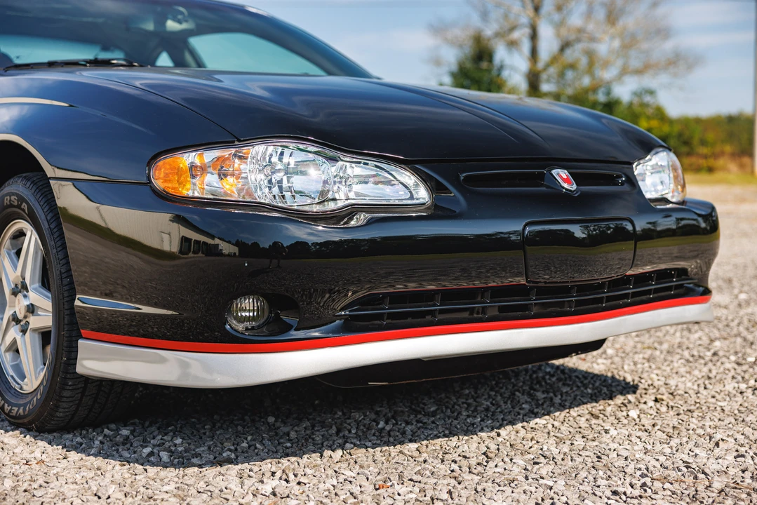 2002 Chevrolet Monte Carlo 6th Gen - Image 19 of 31