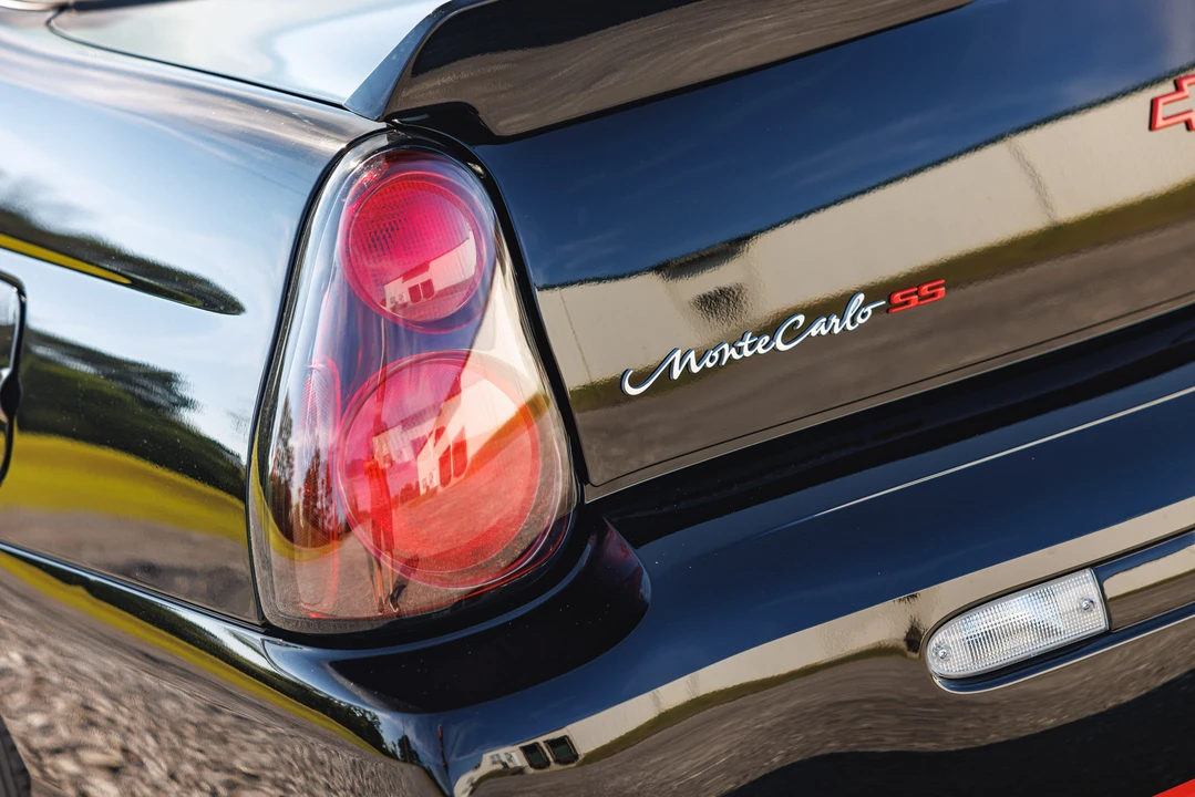 2002 Chevrolet Monte Carlo 6th Gen - Image 21 of 31