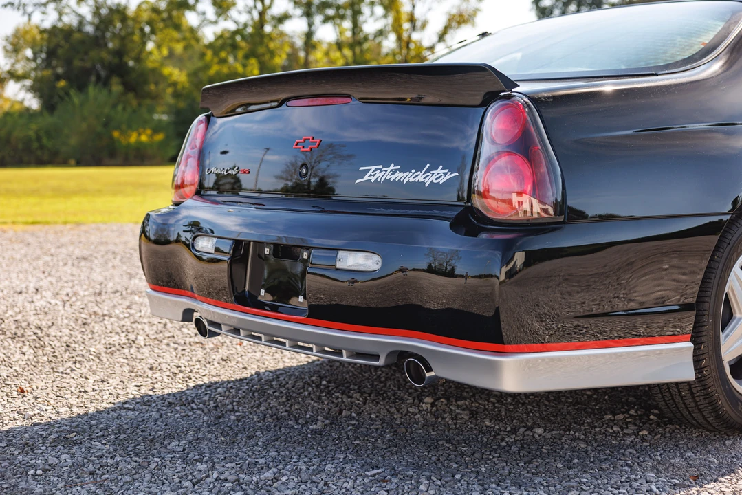 2002 Chevrolet Monte Carlo 6th Gen - Image 24 of 31