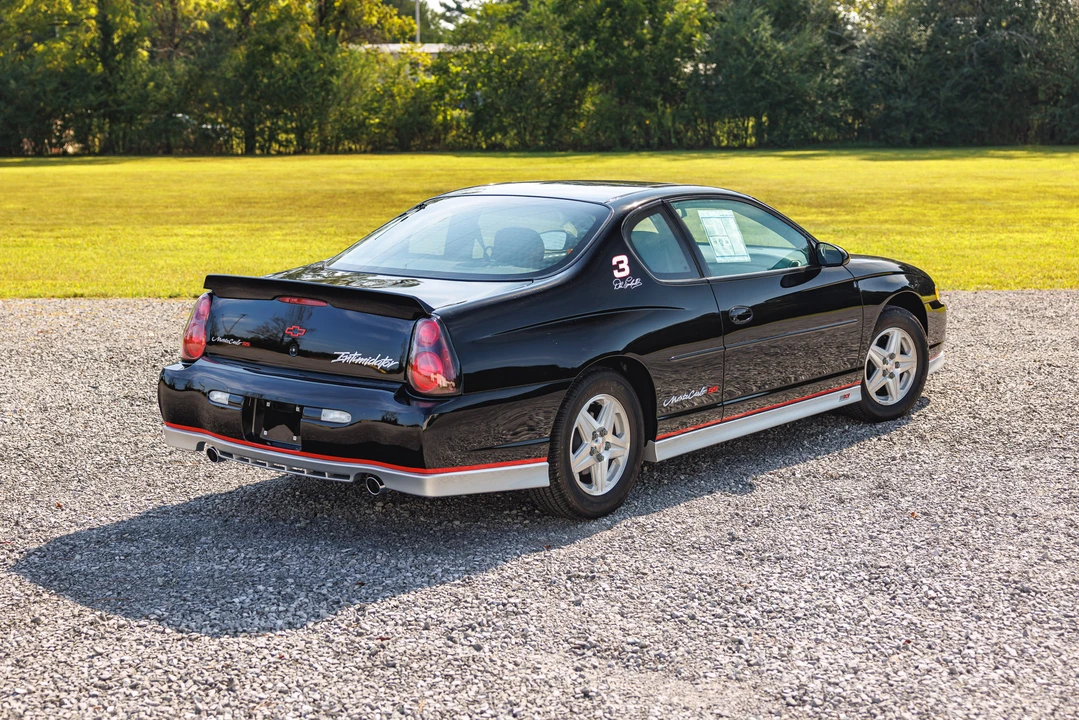 2002 Chevrolet Monte Carlo 6th Gen - Image 5 of 31
