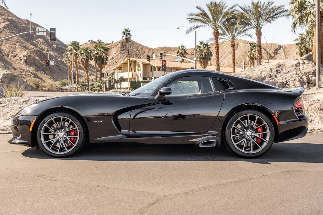 2013 Dodge Viper 5th Gen - Image 3 of 31
