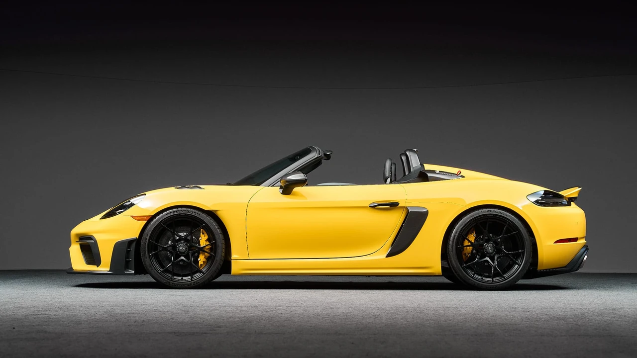 2024 Porsche 718 Boxster Spyder RS - Image 9 of 31