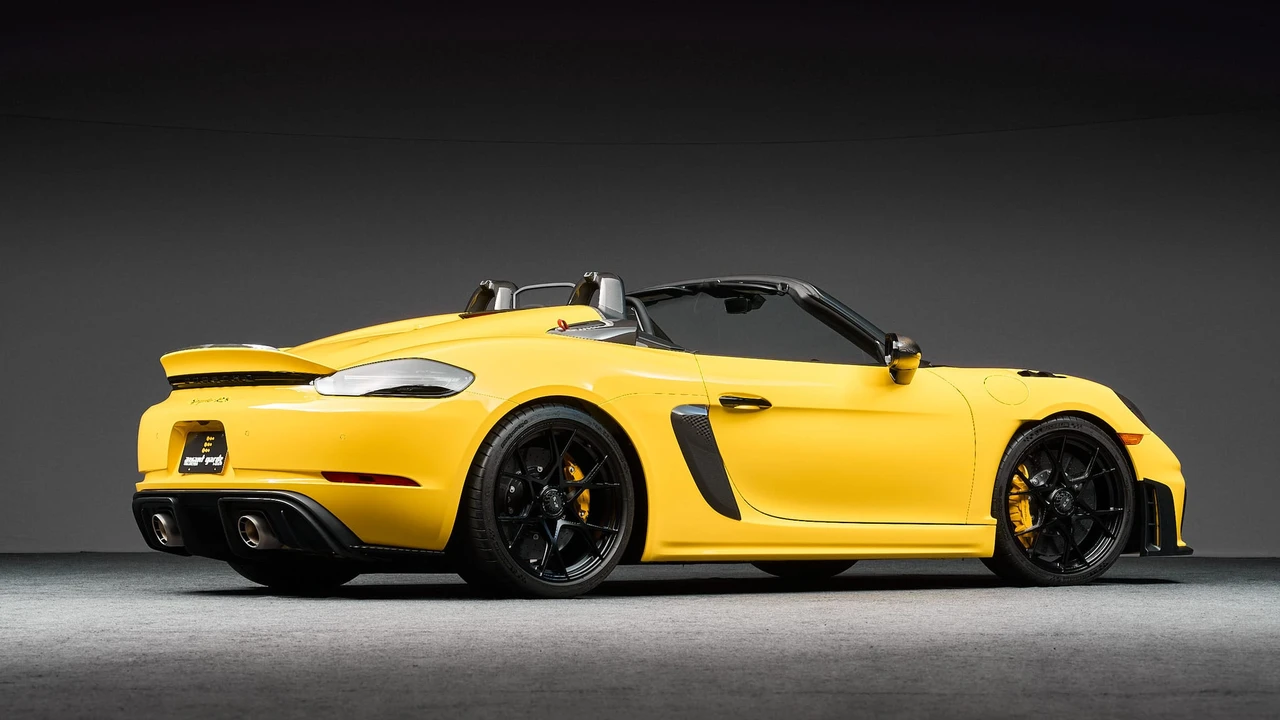 2024 Porsche 718 Boxster Spyder RS - Image 14 of 31