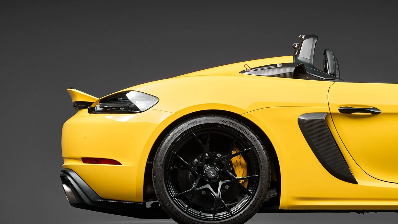 2024 Porsche 718 Boxster Spyder RS - Image 16 of 31