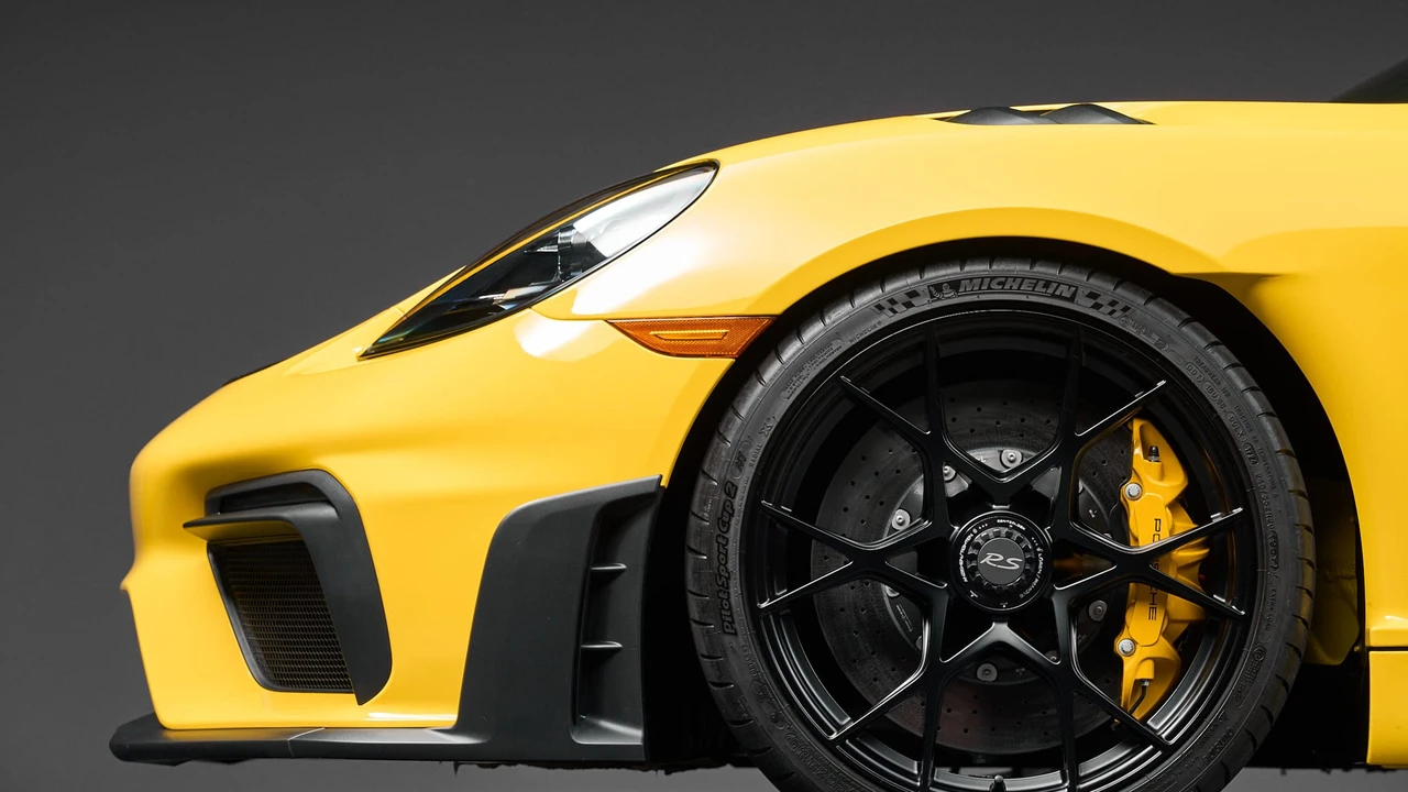 2024 Porsche 718 Boxster Spyder RS - Image 23 of 31