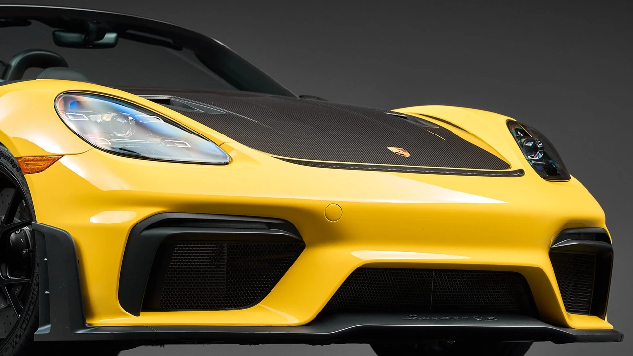 2024 Porsche 718 Boxster Spyder RS - Image 24 of 31