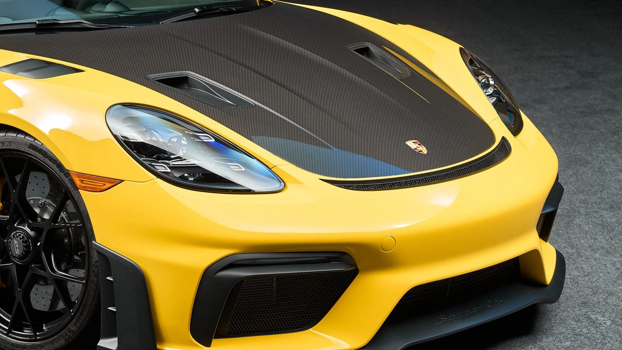 2024 Porsche 718 Boxster Spyder RS - Image 30 of 31