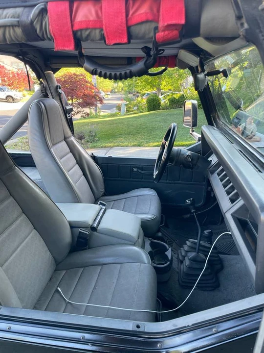 1991 Jeep YJ Wrangler - Image 5 of 12
