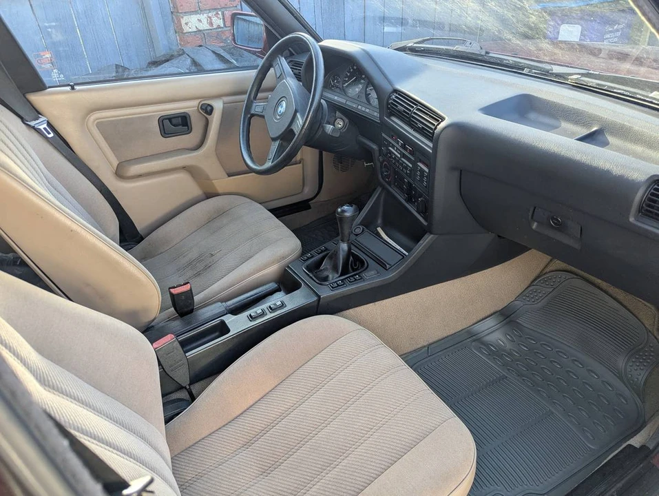 1991 BMW E30 3 Series - Image 5 of 9
