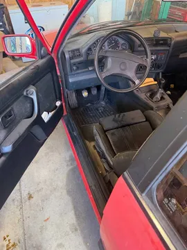 1991 BMW E30 318is