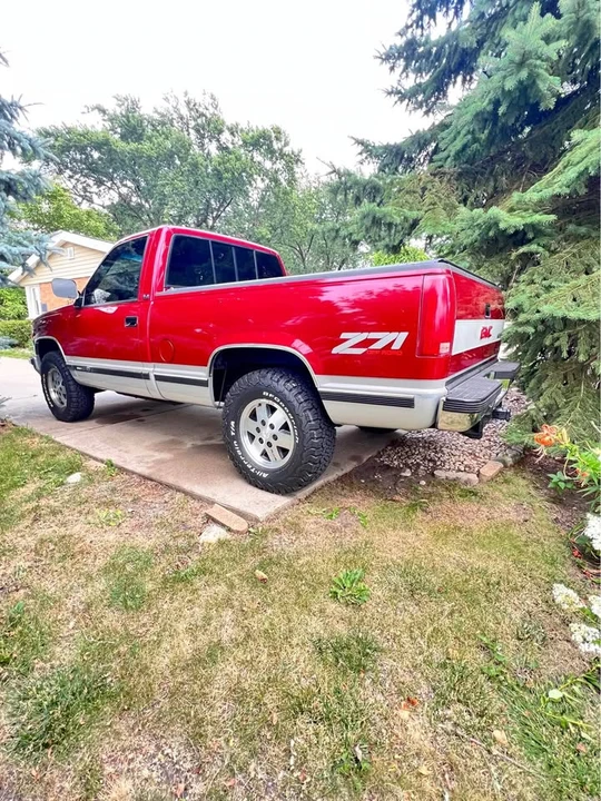 GMC C/K 3rd Gen - Image 4 of 9
