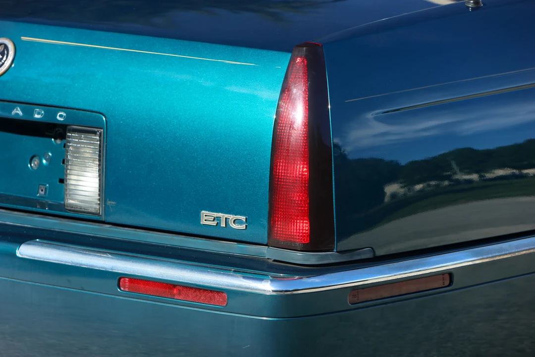 1995 Cadillac Eldorado 12th Gen - Image 20 of 31