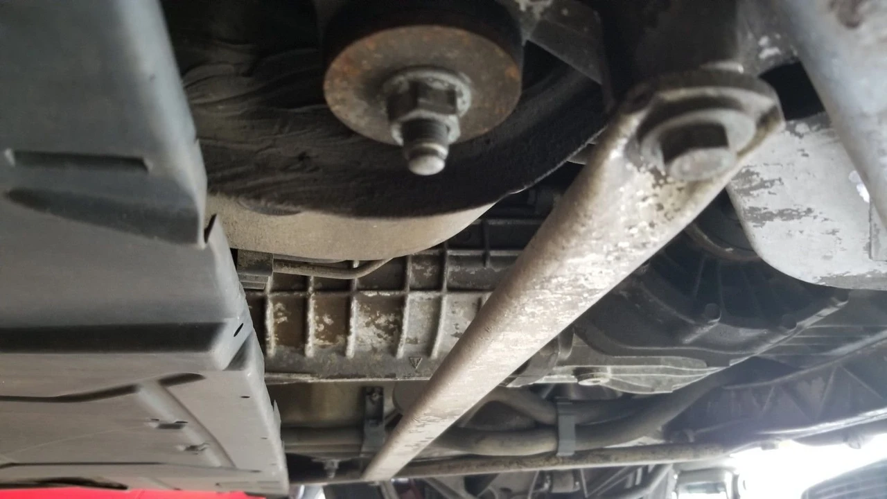 1999 Porsche 996 Carrera - Image 21 of 25
