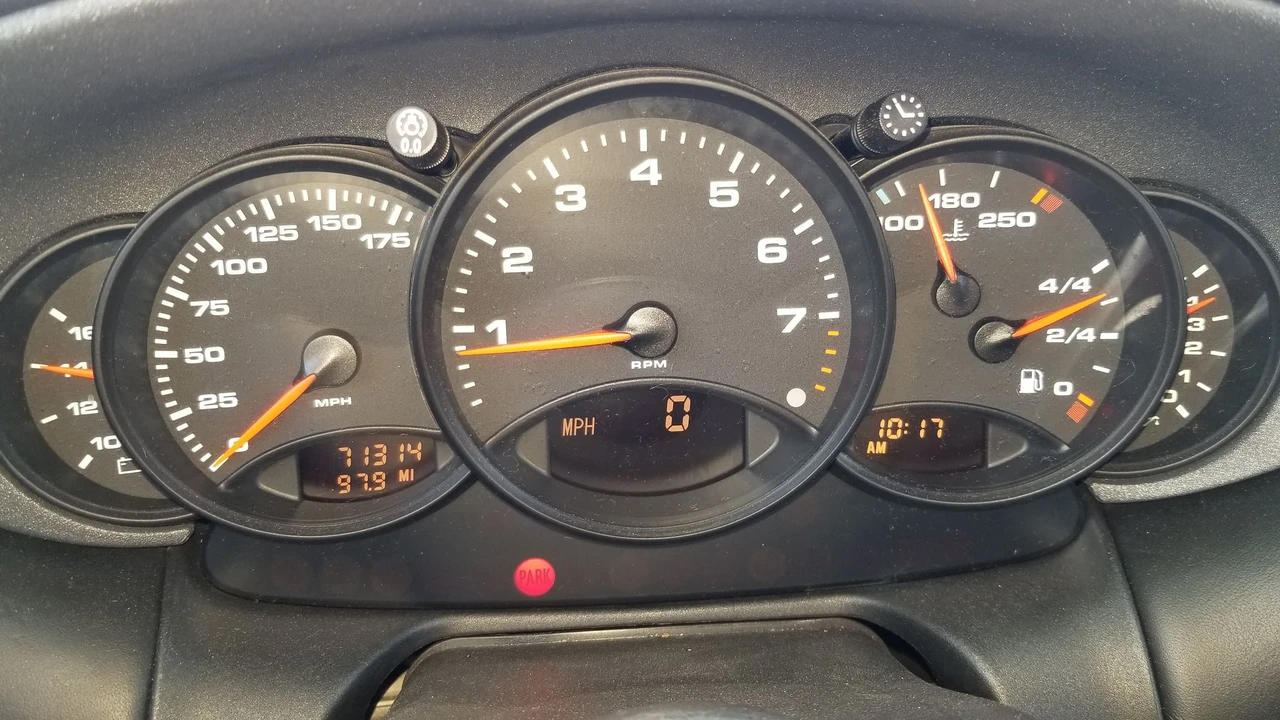 1999 Porsche 996 Carrera - Image 4 of 25