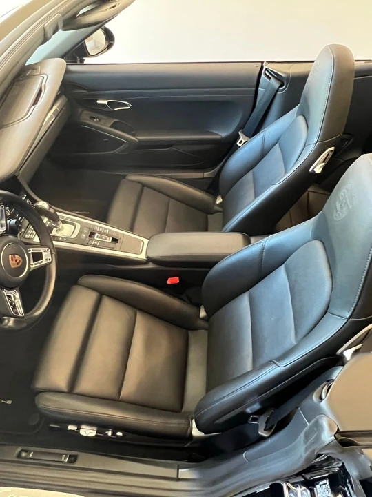 2017 Porsche 991 Carrera 4S - Image 5 of 17