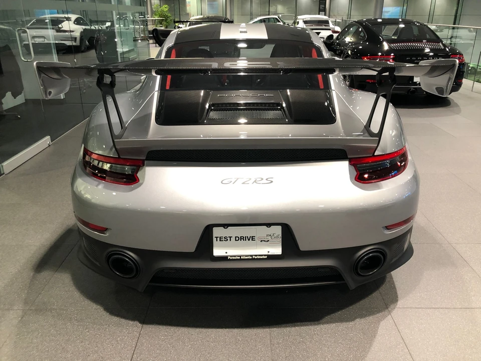 2018 Porsche 991 GT2 RS - Image 6 of 9