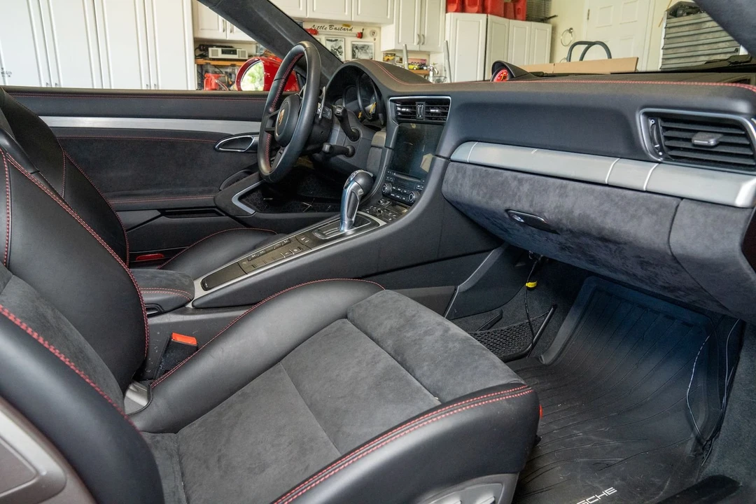 2018 Porsche 991 GT3 - Image 16 of 23