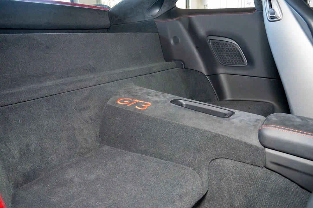 2018 Porsche 991 GT3 - Image 17 of 23