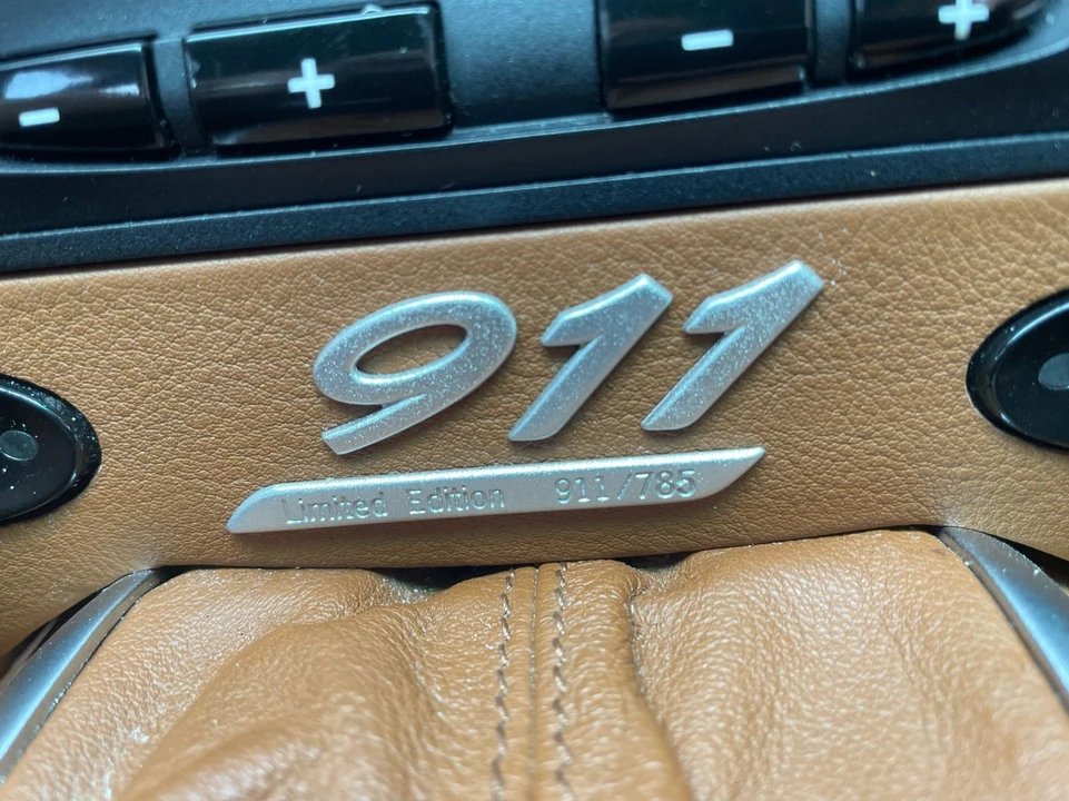 2000 Porsche 996 Carrera 4 - Image 6 of 31