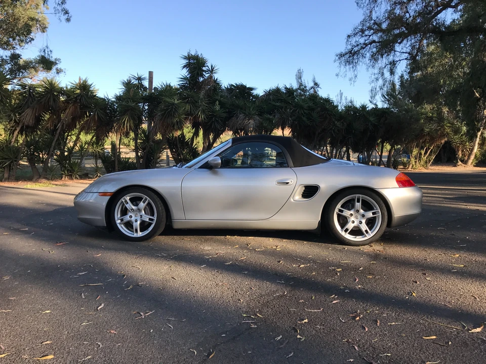 1999 Porsche 986 Boxster - Image 8 of 31