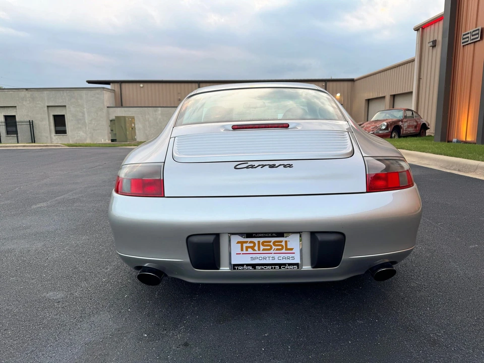 2000 Porsche 911 - Image 17 of 30