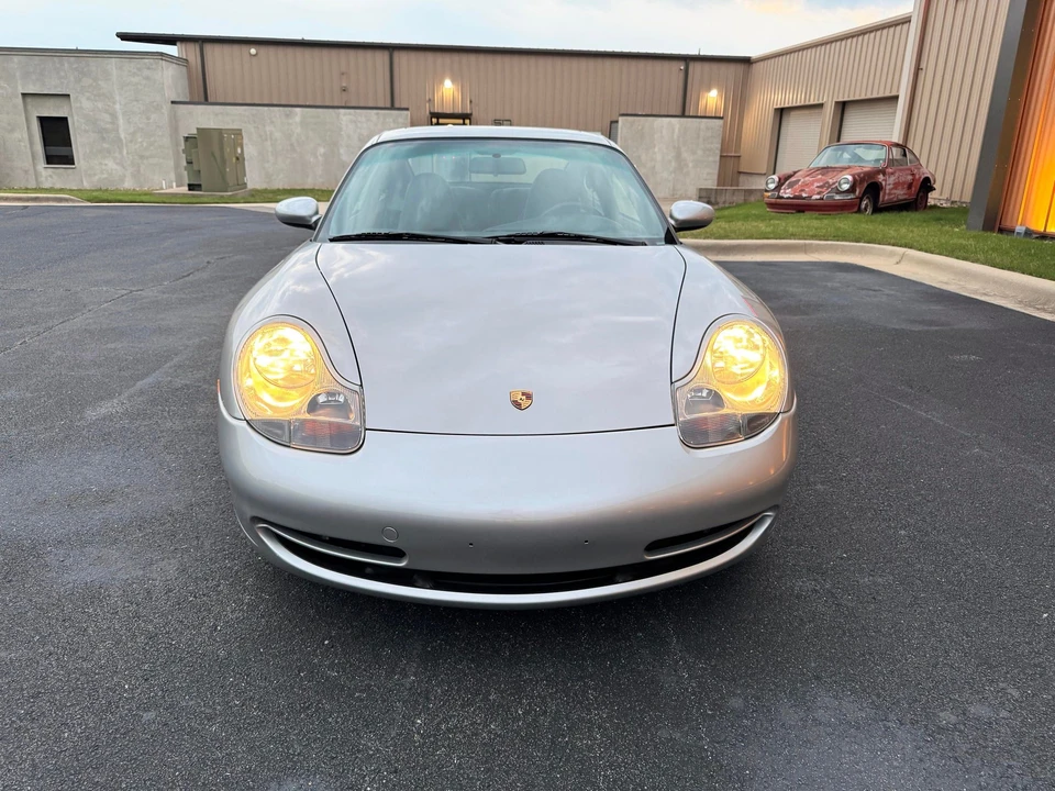 2000 Porsche 911 - Image 21 of 30