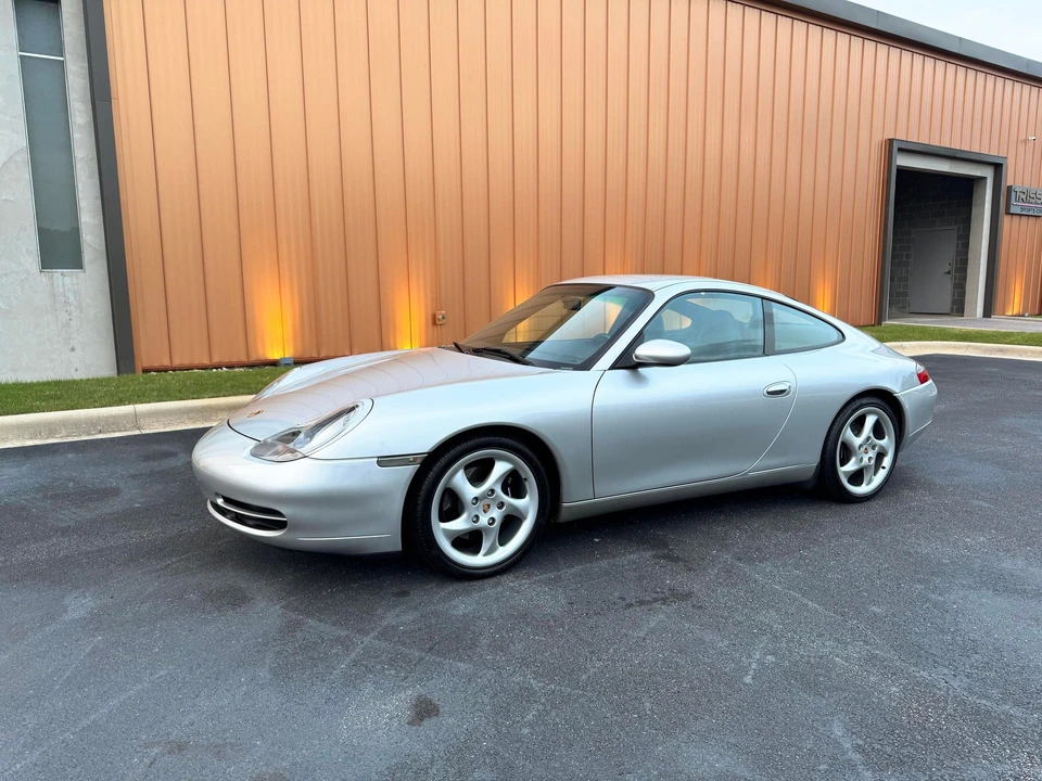 2000 Porsche 911 - Image 10 of 30