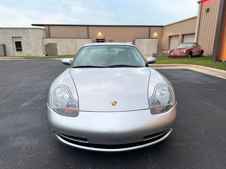 2000 Porsche 911 - Image 18 of 30