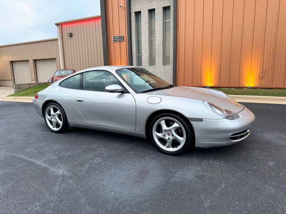 2000 Porsche 911 - Image 4 of 30