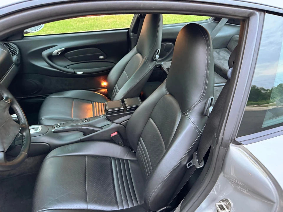 2000 Porsche 911 - Image 28 of 30