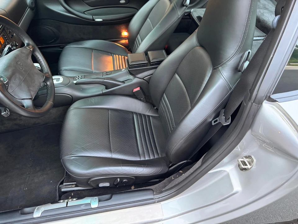 2000 Porsche 911 - Image 29 of 30