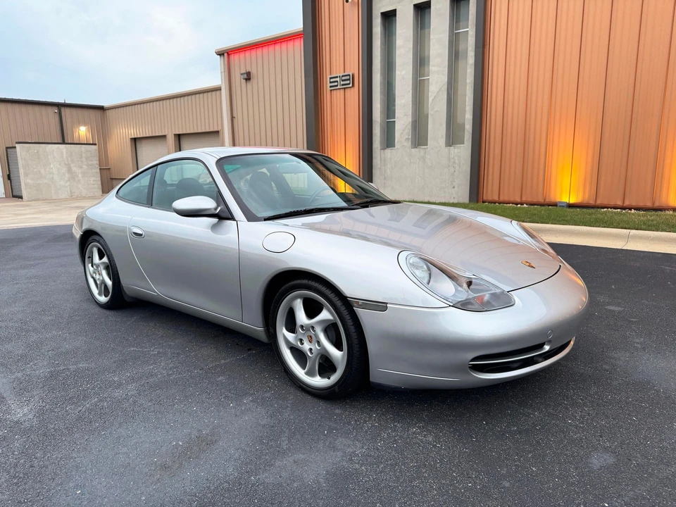 2000 Porsche 911 - Image 3 of 30